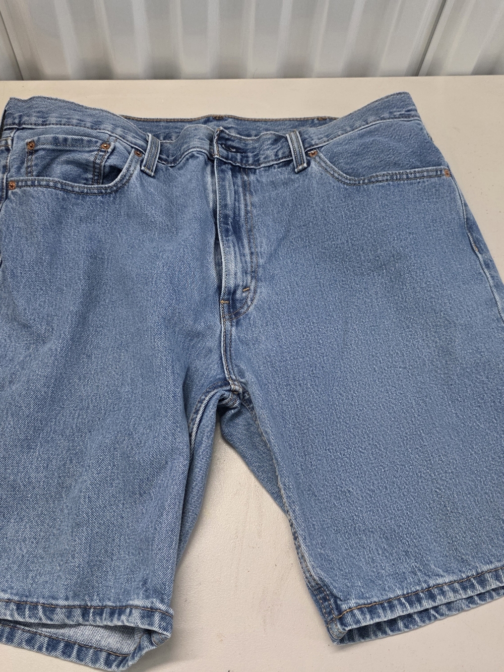 Levi's 405 Jeans Shorts Men's Size 40x10